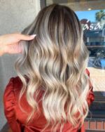 Get ready to fall in love with this bronde balayage transformation by our skilled stylist Chelsea! #HairInspo #BlondeVibes #temeculasalon #temeculahair #anasahairstudio