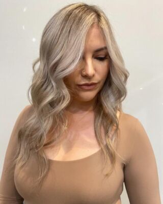 How amazing is this icy blonde look by Chelsea?! #HairEnvy #BlondeHair #temeculasalon #temeculahair #anasahairstudio