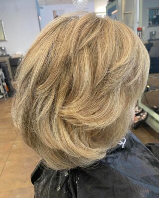 Elevate your look with stunning blonde highlights like this by Lisa! ✨ #HairGoals #BlondeBeauty #temeculasalon #temeculahair #anasahairstudio