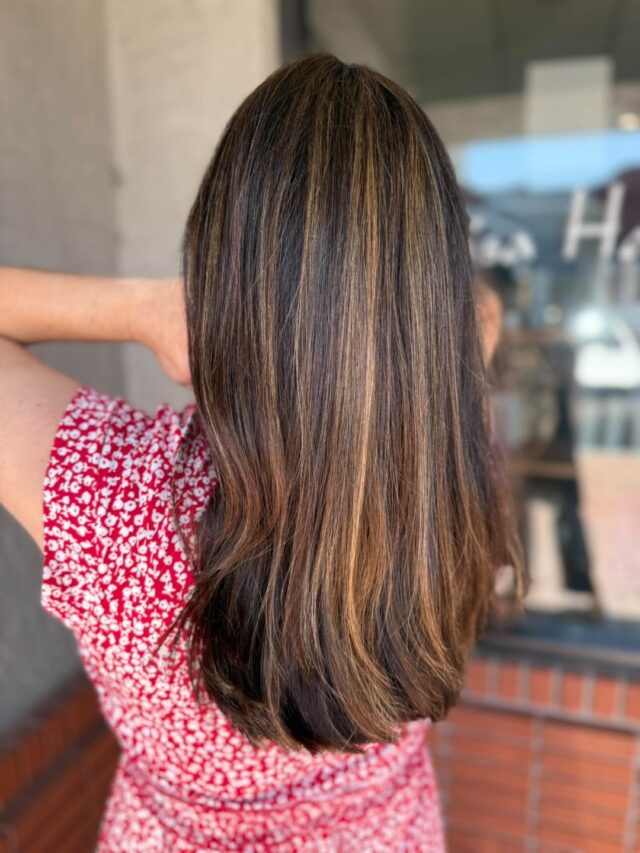 Caramel ribbons through a deep brunette base and this is exactly what dimension should look like. Marley refreshed the root, added a partial highlight that catches the light perfectly and finished it off with a sleek cut and style. Rich, warm and effortlessly polished from every angle.
#anasahairstudio #temeculasalon #temeculahair #partialhighlights #caramelbrunette #colorretouch #dimensionalhair