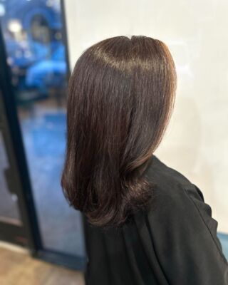 From drab to fab! Our hairstylist Jenna worked wonders on this stunning guest, giving her a fresh and fabulous new look. Visit our salon to experience Jenna's expertise firsthand! ️ Swipe for before. #FreshLook #HairGoals #temeculasalon #temeculahair #anasahairstudio