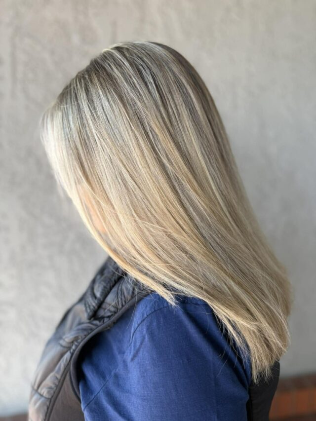 Ice blonde and impossibly sleek. Marley delivered this gorgeous full highlight with cool, bright tones that are fresh, clean and completely effortless. The blowdry is silky smooth and the cut gives it just the right amount of shape. Pure blonde perfection. #anasahairstudio #temeculasalon #temeculahair #iceblonde #fullhighlights #blondehair #sleekblonde