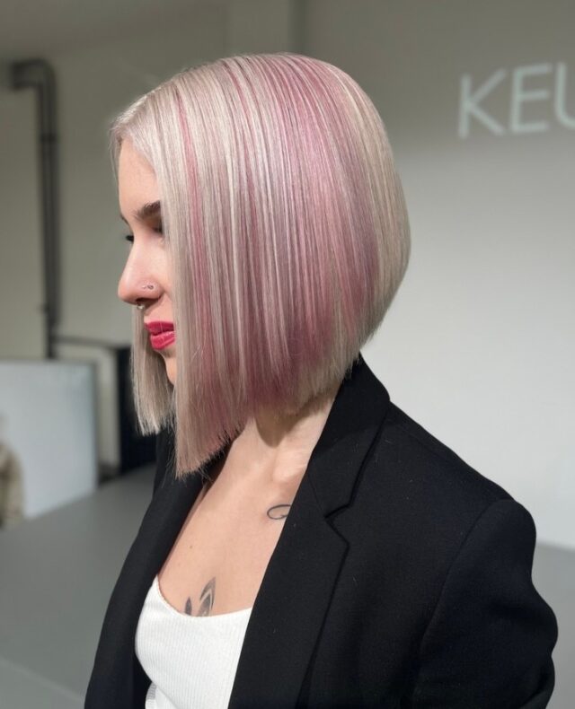 Fresh cut + fresh confidence. What’s your weekend hair vibe? #temeculasalon #temeculahair #anasahairstudio #weekendglowup #hairrefresh