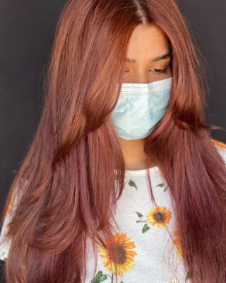 Let’s talk about COLOR CORRECTION 😳🤤 
•
•
#colorcorrection #copperhair #redhead #mochahair #btc #behindthechair #modernsalon #bakersfieldhairstylist #bakersfieldhair #bakersfieldhairdresser #bakersfieldhairsalon #bakersfieldsalon #matrixcolor