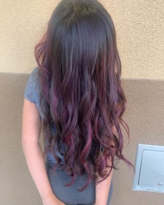 Got to do the best little client I could ever have! My beautiful daughter! 💁‍♀️🤦‍♀️😍
#hairstylist #redkenshadeseq #matrixcolor #highlights #bakersfield #bakersfieldhair #bakersfieldhairstylist #btc #behindthechair